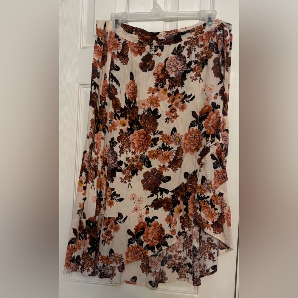 Floral faux wrap high-low/midi skirt with ruffles and ties